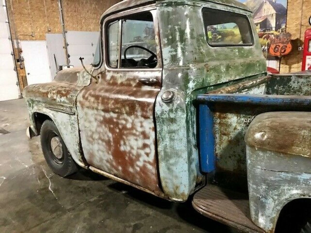 1955 Chevrolet Other Pickups No Reserve 3100 short box step side truck VIDEO - photo 11