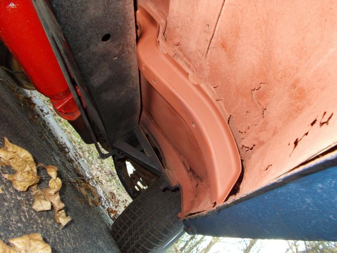 1955 Chevrolet Bel Air/150/210 ribbed door panels black cloth seat - photo 12