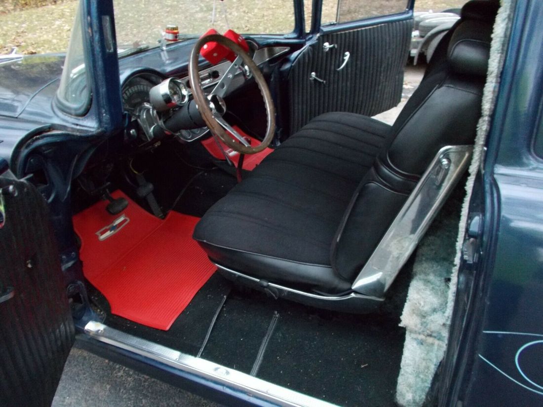 1955 Chevrolet Bel Air/150/210 ribbed door panels black cloth seat - photo 6