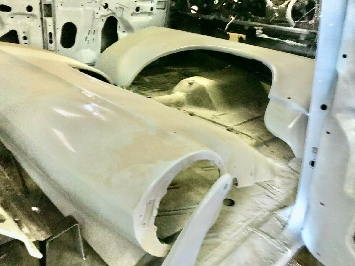 1955 Chrysler Town & Country - photo 3