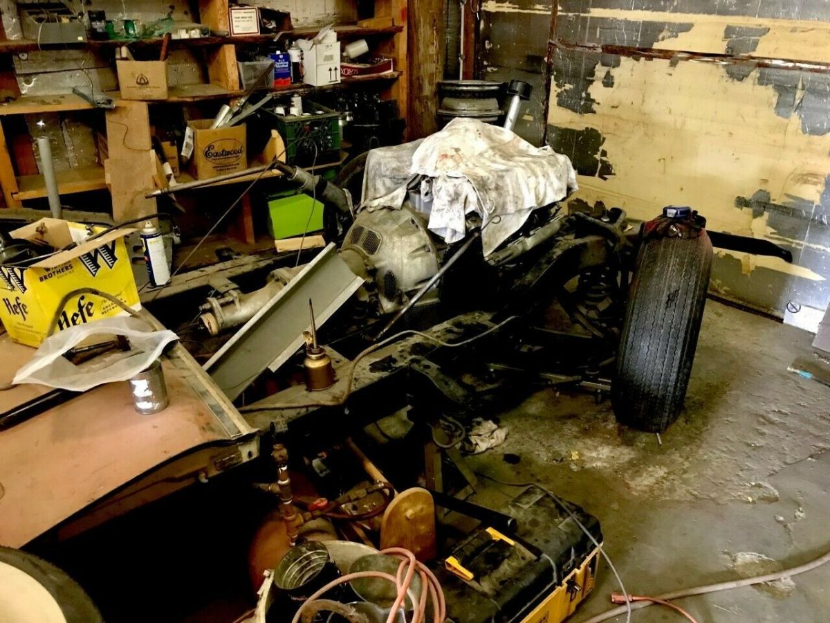 1955 Chrysler Town & Country - photo 9