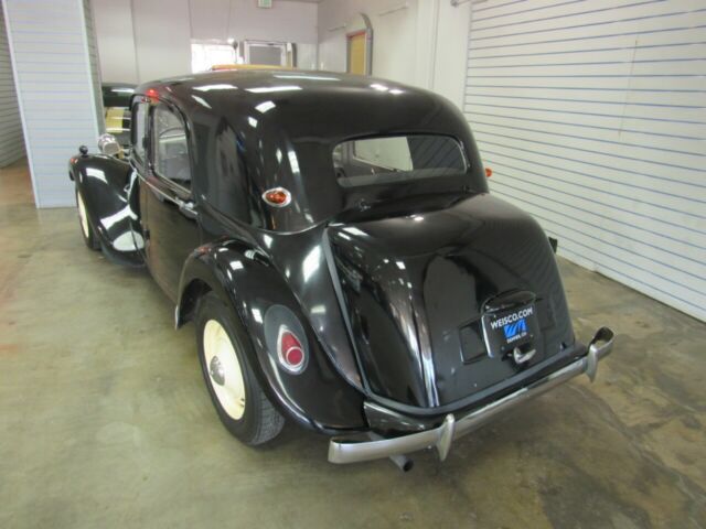 1955 Citroën 11bl Légéré Sedan -- - photo 4