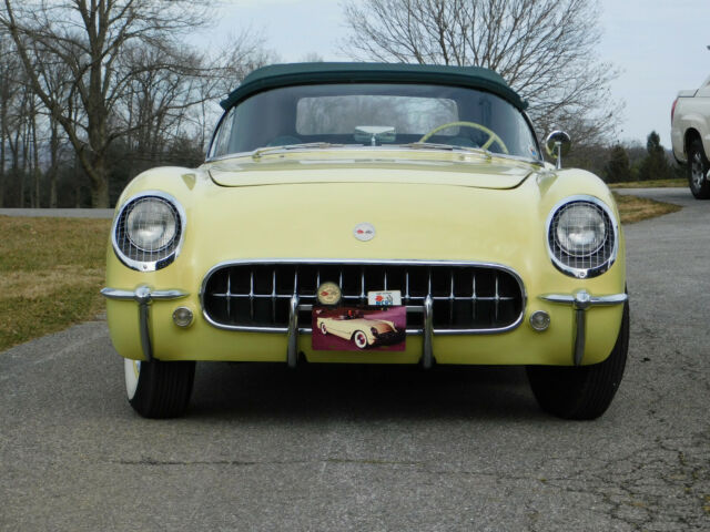 1955 Chevrolet Corvette NCRS TOP FLIGHT, BLOOMINGTON GOLD, 15K ORIG. MILES - photo 4