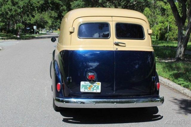 1955 Chevrolet 3100 Custom Panel Van - photo 4