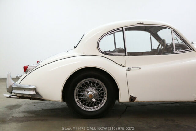 1955 Jaguar XK Fixed Head Coupe - photo 12