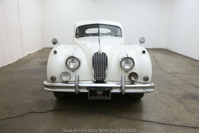 1955 Jaguar XK Fixed Head Coupe - photo 2