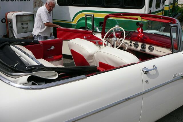 1955 Ford Sunliner Convertible - photo 13