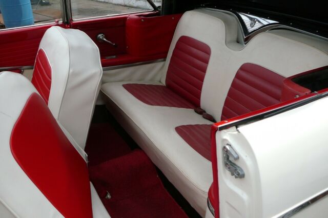 1955 Ford Sunliner Convertible - photo 4