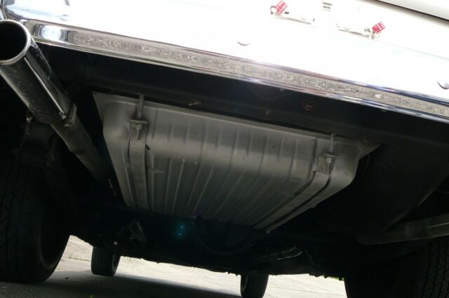 1955 Ford Sunliner Convertible - photo 9