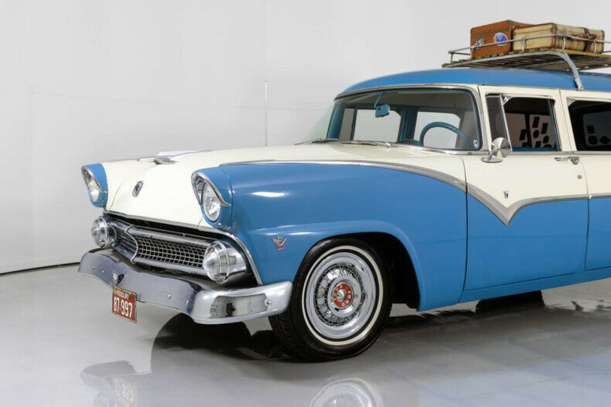 1955 Ford Country Sedan Wagon Fuel Injected 5.0 - photo 6