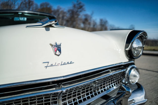 1955 Ford Crown Victoria - photo 3