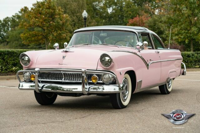 1955 Ford Crown Victoria Skyliner with Glass Roof - Lowered Reserve 1955 Ford Crown Victoria Glass Roof