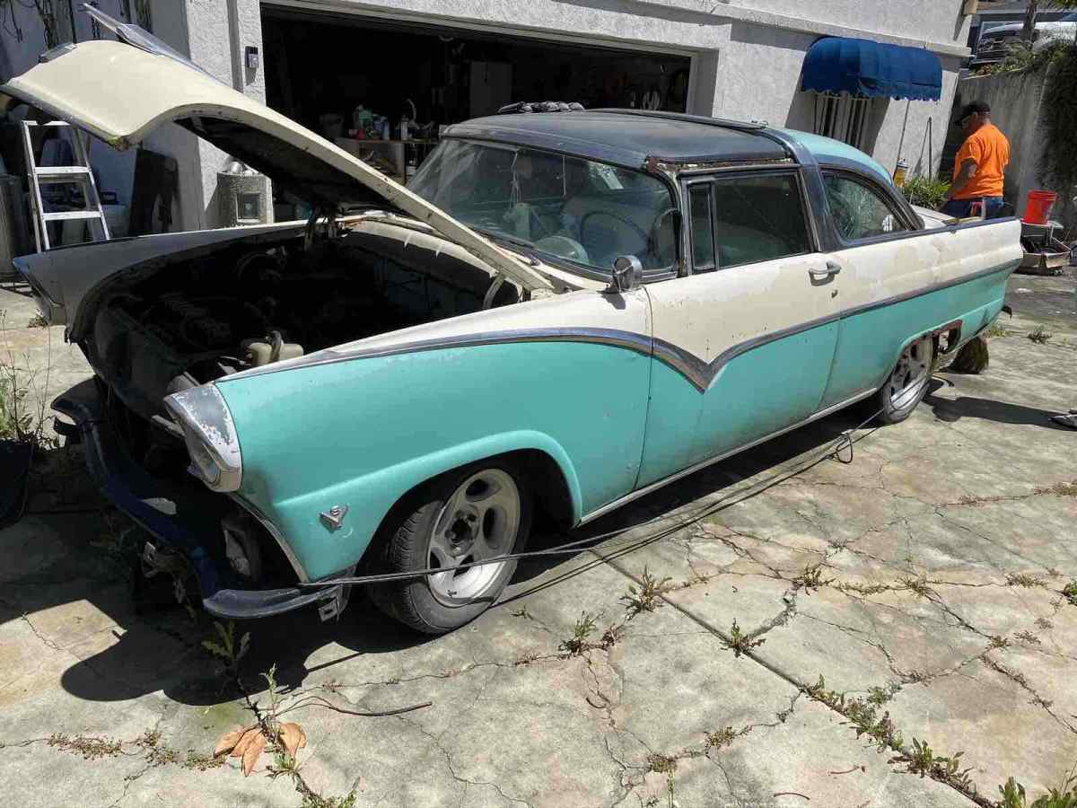 1955 Ford Crown Victoria - photo 3