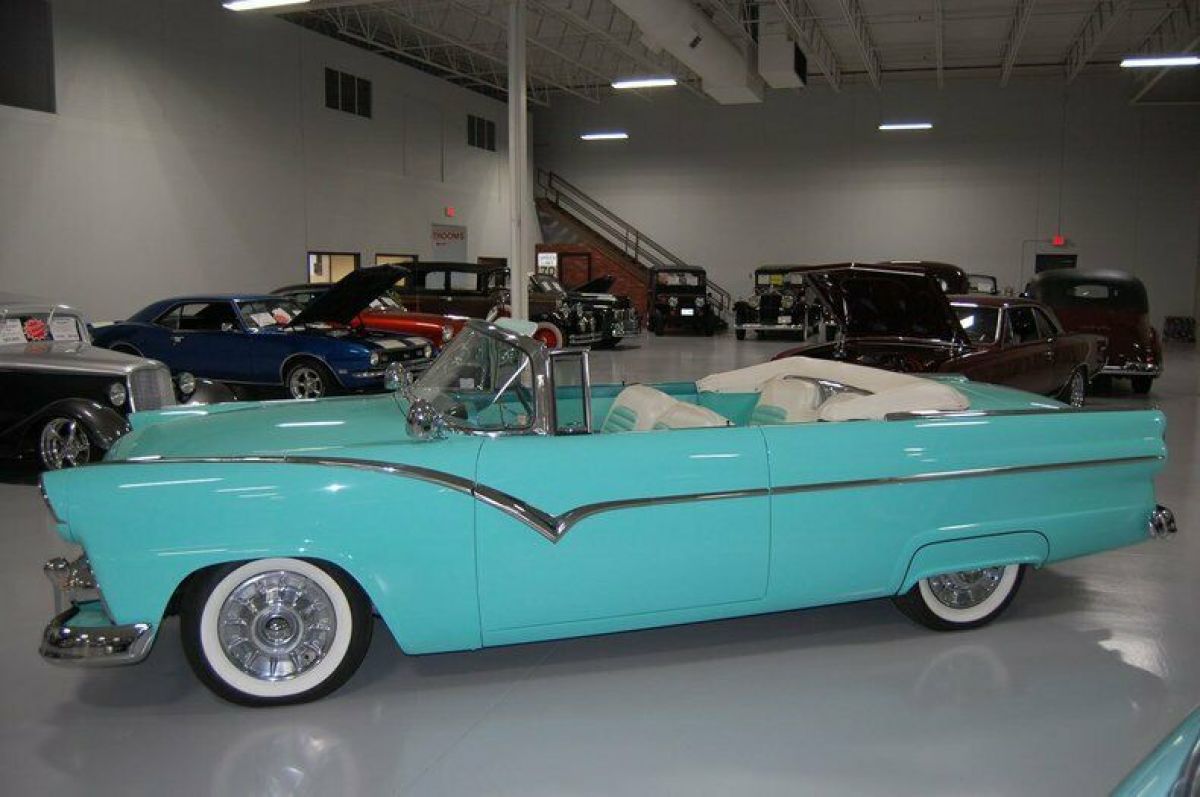1955 Ford Custom 2dr Convertible - photo 5