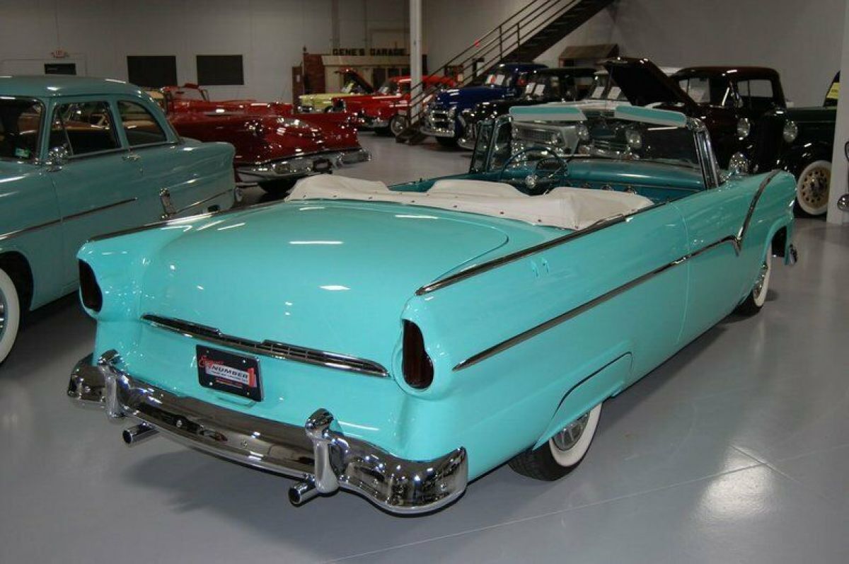 1955 Ford Custom 2dr Convertible - photo 9