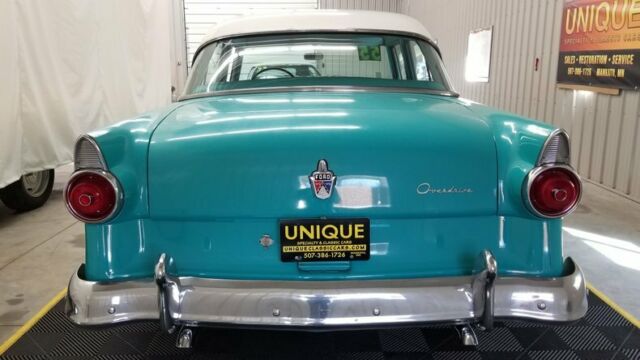 1955 Ford Customline Sedan - photo 5