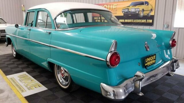 1955 Ford Customline Sedan - photo 6
