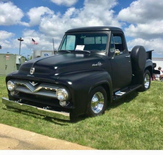 1955 Ford F-100 in Satin Black 1955 Ford F-100