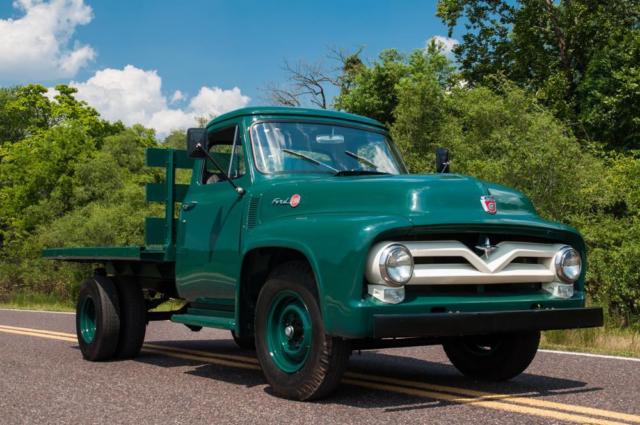 1955 Ford F-350 Stakebed - photo 2