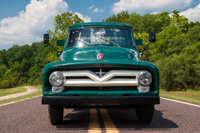 1955 Ford F-350 Stakebed - photo 3
