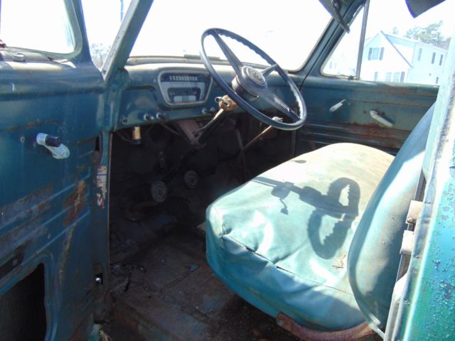 1955 Ford F-550 - photo 11