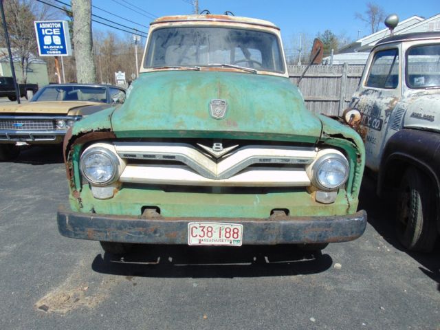 1955 Ford F-550 - photo 2
