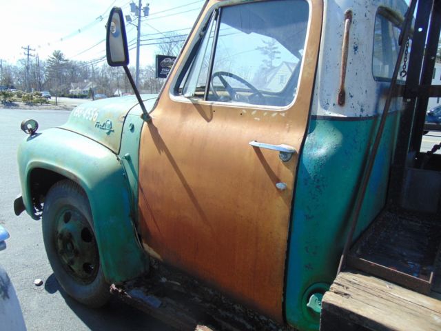 1955 Ford F-550 - photo 9