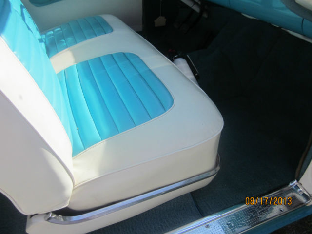 1955 Ford Fairlane - photo 2