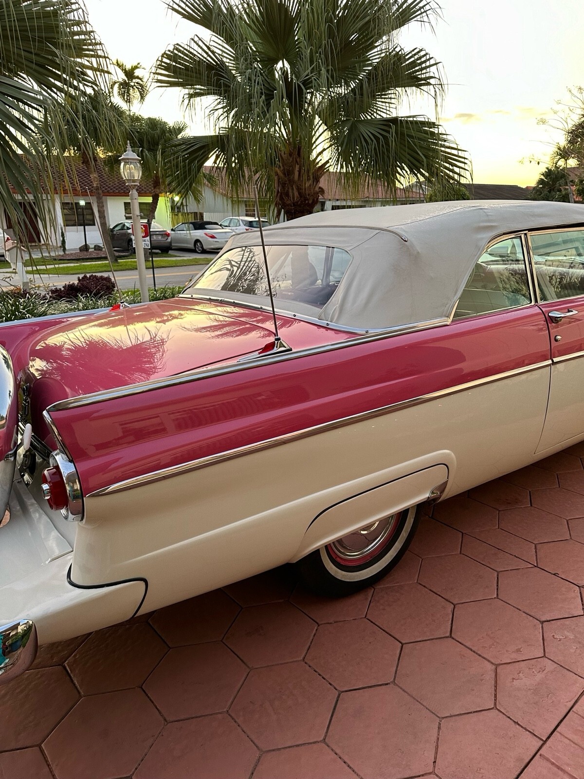 1955 Ford Fairlane Sunliner - photo 11