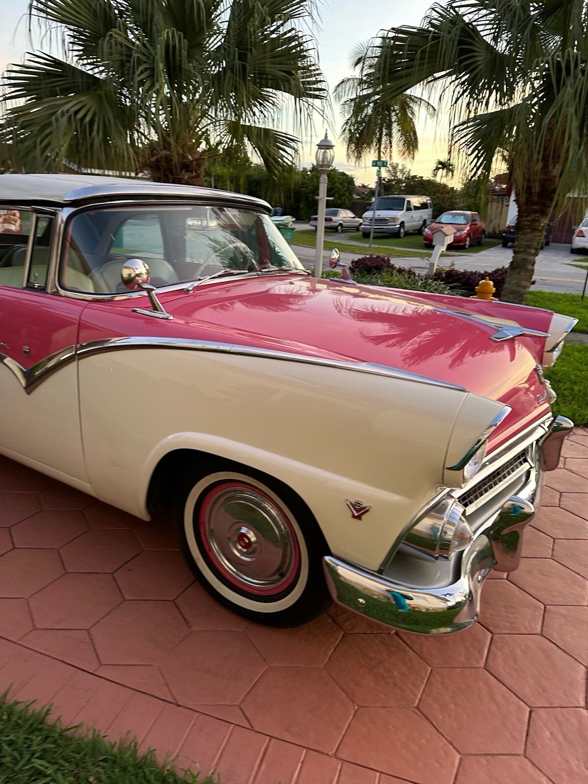 1955 Ford Fairlane Sunliner - photo 7