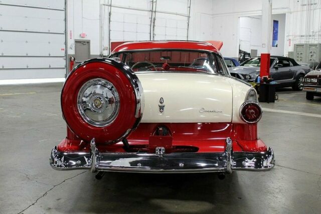 1955 Ford Fairlane Crown Victoria - photo 4
