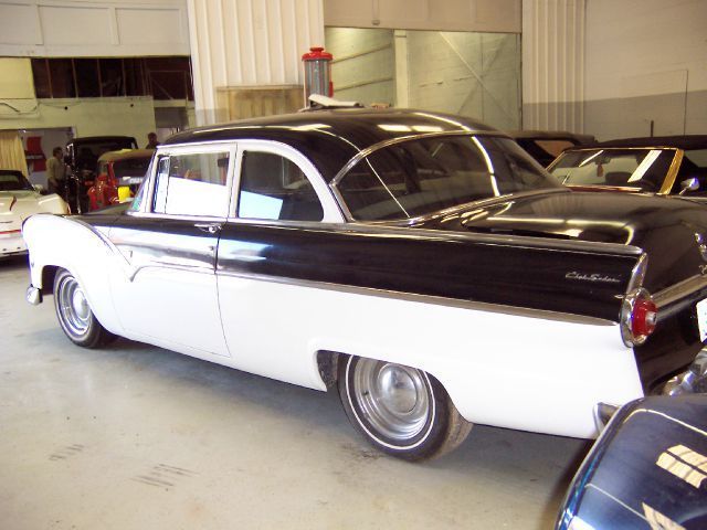 1955 Ford Fairlane Custom - photo 5