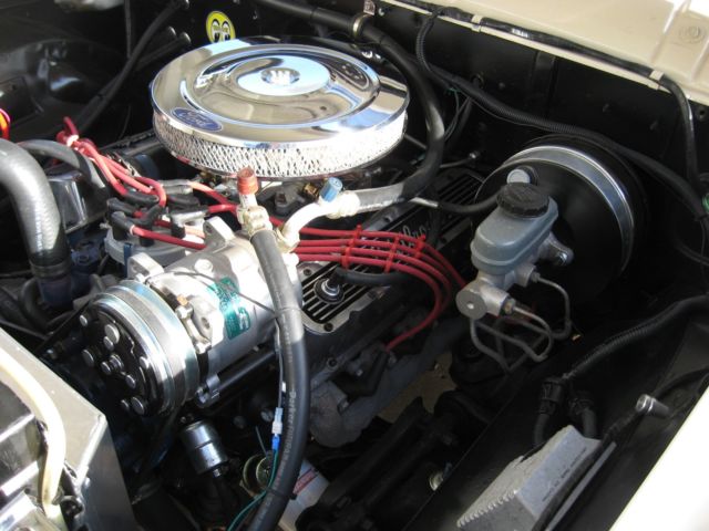 1955 Ford Fairlane 2 door hardtop Victoria - photo 6