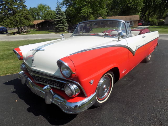 1955 Ford Fairlane Sunliner Convertible / Recent Frame Off Restoration / N0 RUST 1955 Ford Fairlane Sunliner convertible