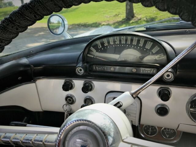 1955 Ford Fairlane Victoria - photo 13