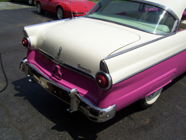 1955 Ford Fairlane VICTORIA - photo 3