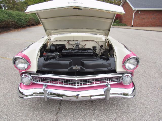 1955 Ford Fairlane Victoria - photo 8