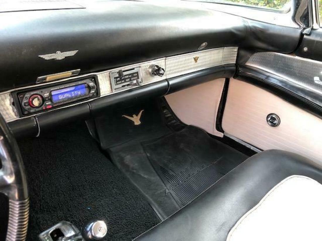 1955 Ford Thunderbird BLACK AND WHITE LEATHER - photo 9