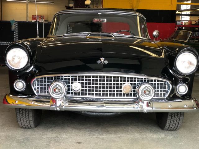1955 Ford Thunderbird Convertible - photo 2