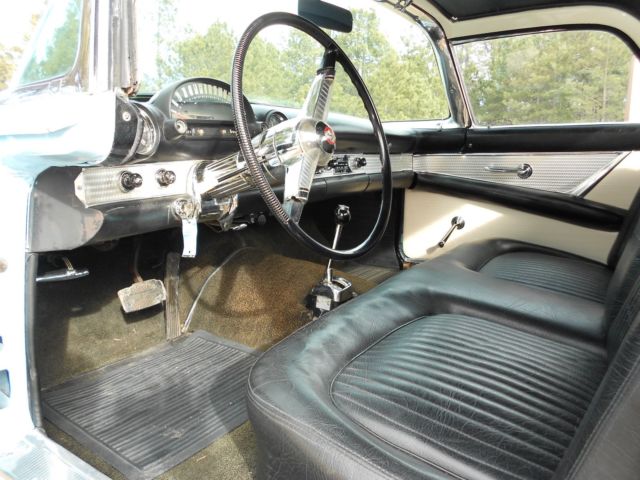1955 Ford Thunderbird Convertible - photo 6