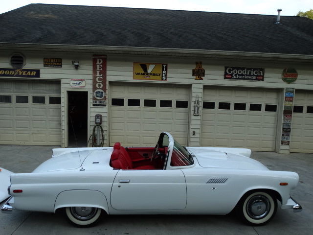 1955 Ford Thunderbird convertible - photo 2
