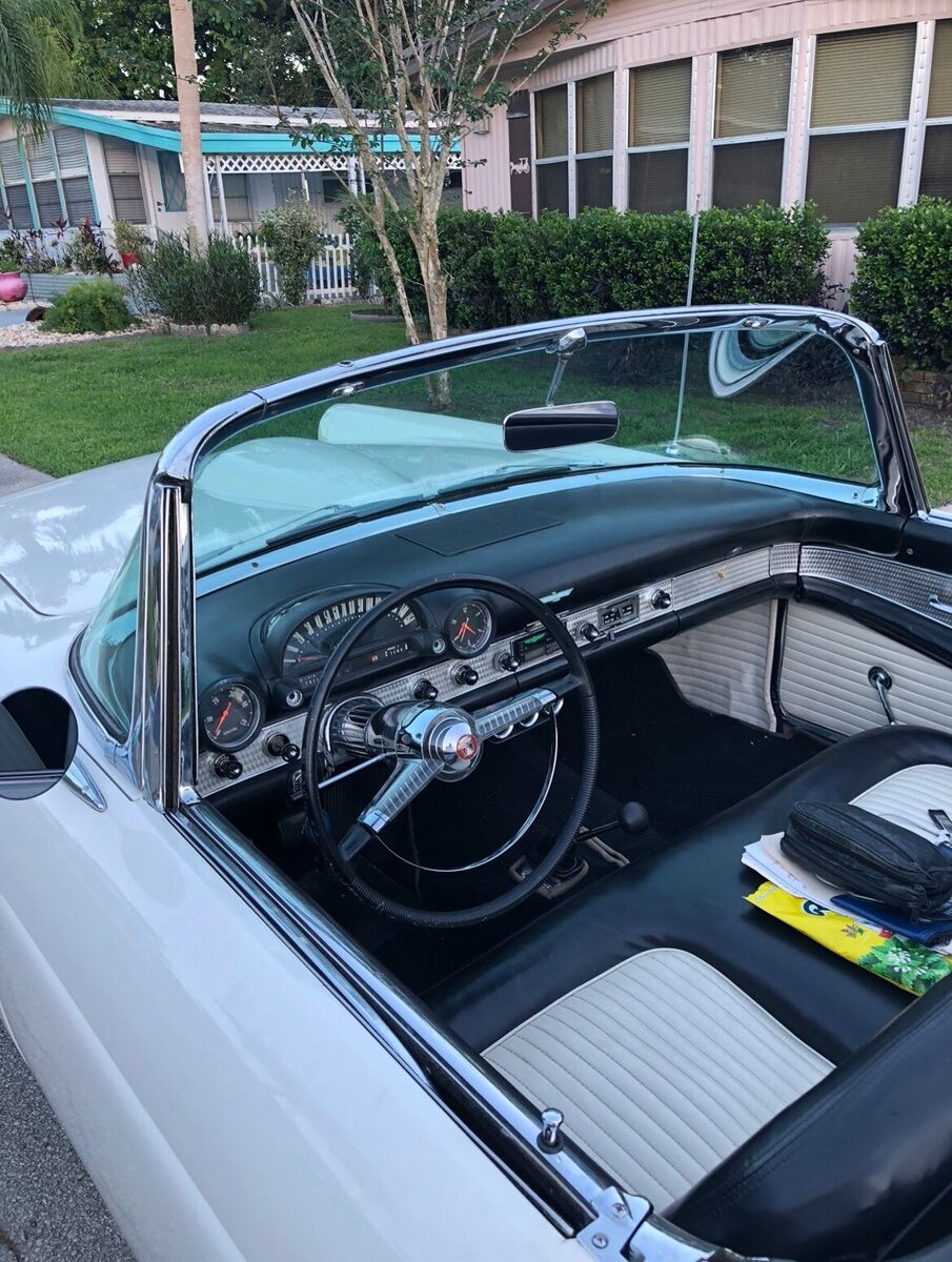 1955 Ford Thunderbird - photo 9