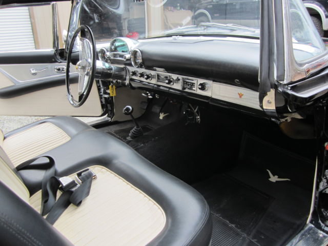 1955 Ford Thunderbird - photo 2