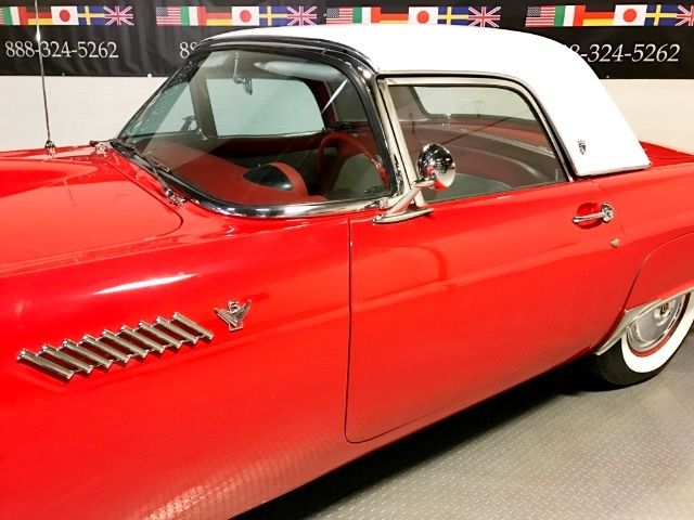 1955 Ford Thunderbird Deluxe with removable top - photo 4