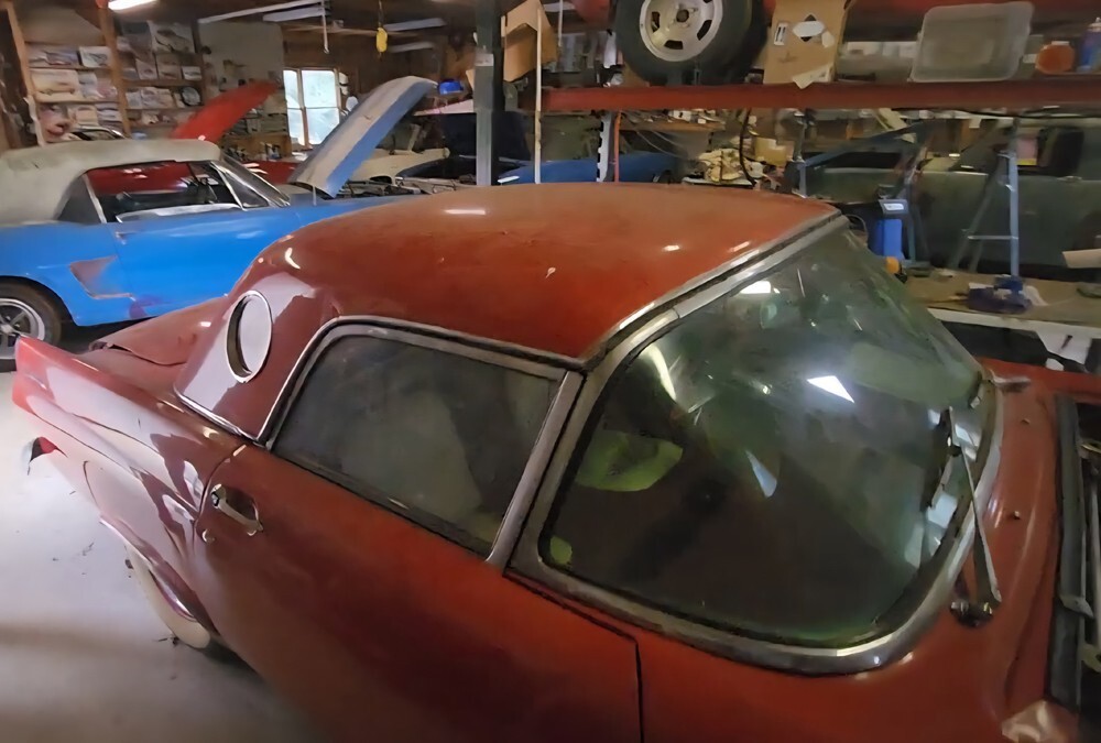 1955 Ford Thunderbird Garage find! Complete restoration before being parked! - photo 5