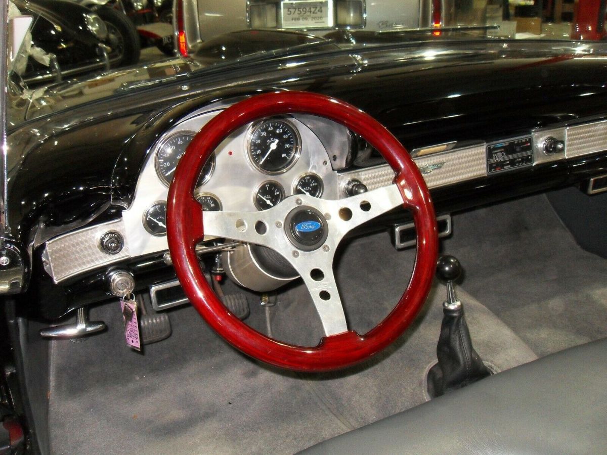 1955 Ford Thunderbird - photo 12