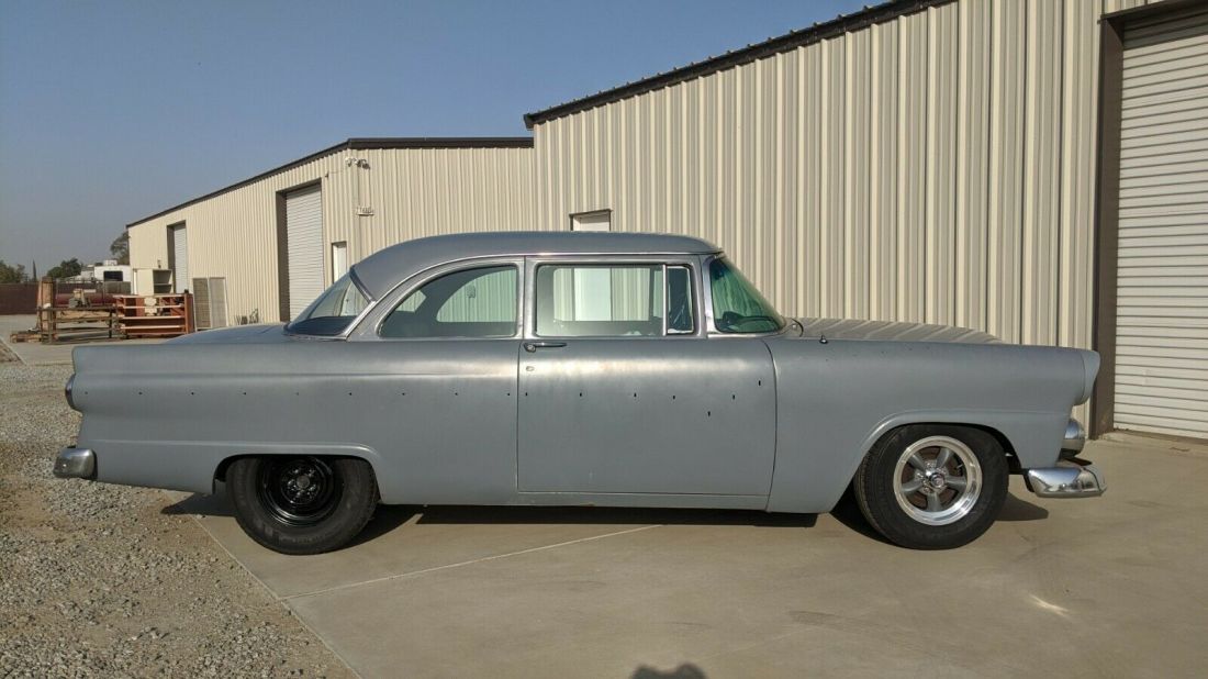 1955 Ford Victoria - photo 2