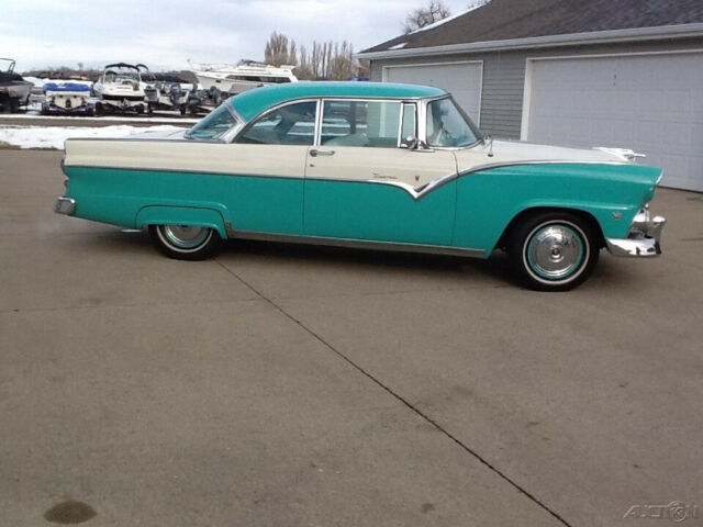 1955 Ford Victoria Completely Restored Turn Key Ready - photo 12