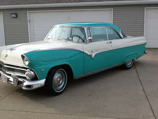 1955 Ford Victoria Completely Restored Turn Key Ready - photo 9