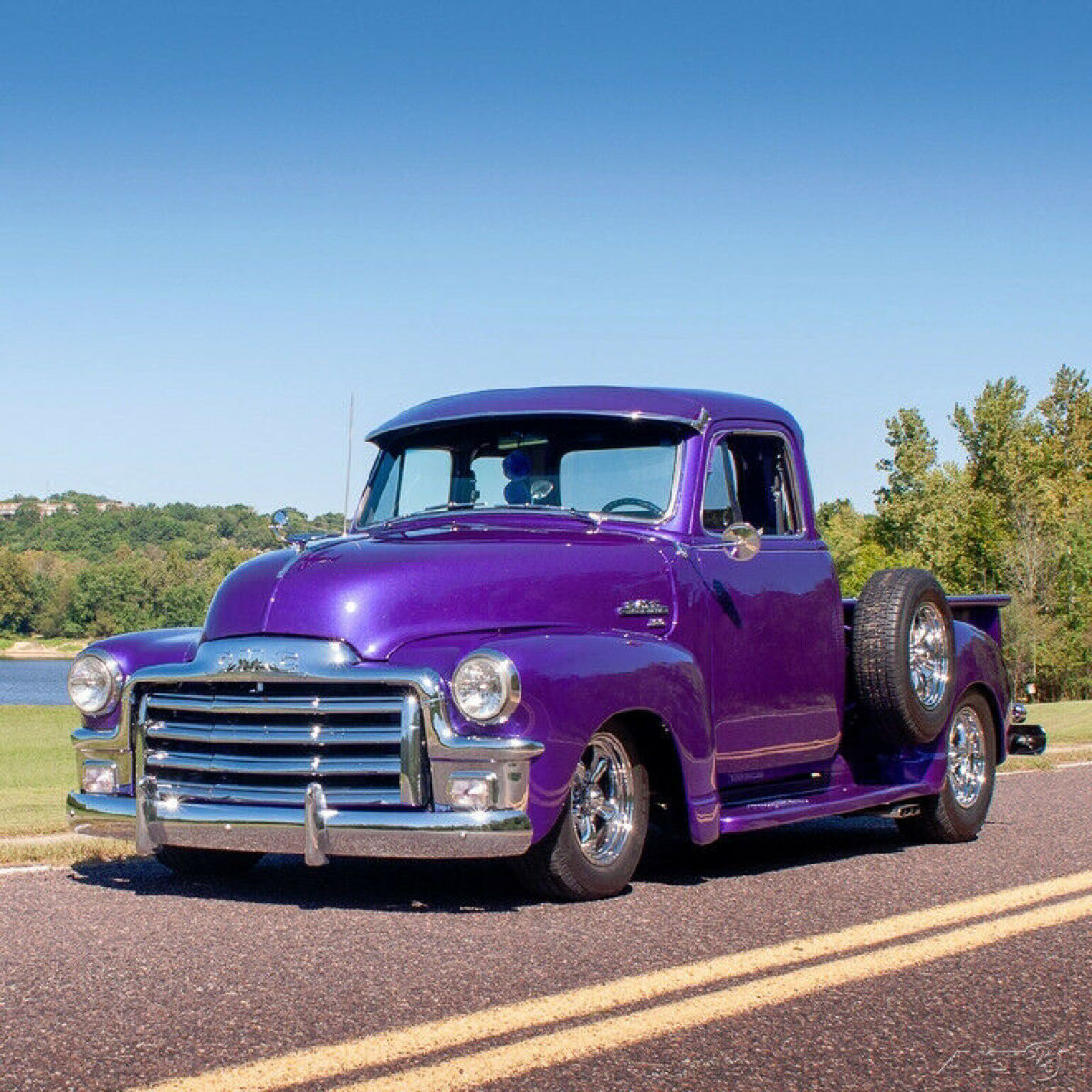 1955 GMC 100 First-series Five-window Half-ton Pickup Restomod 1955 GMC 100 First-series Five-window Five-window Half-ton Pickup Restomod